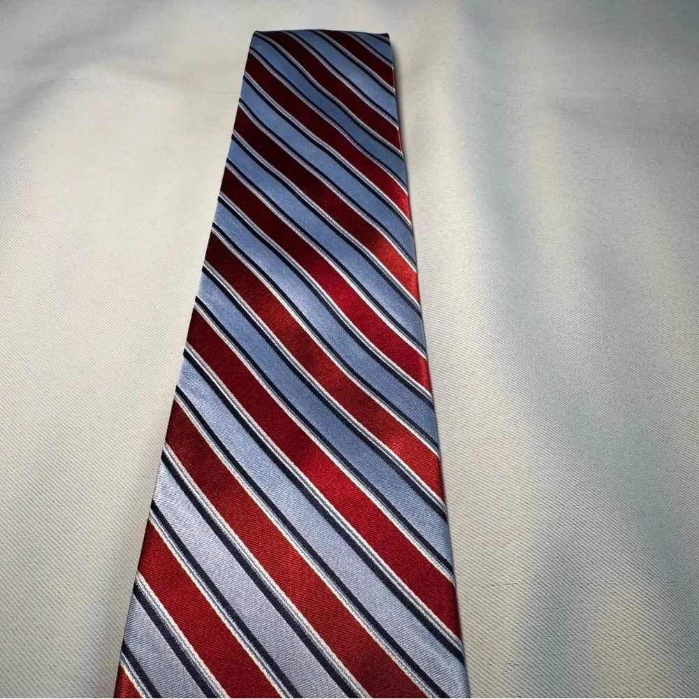 Croft & Barrow Silk Tie Red and Light Blue Striped preppy, formal, office